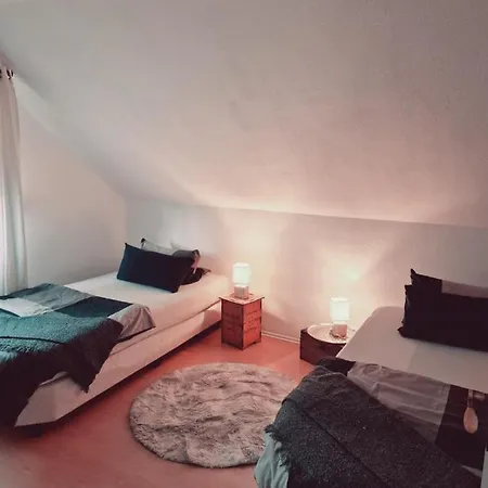 Rosindell Brunnenhaus Appartement Halle  Buitenkant foto