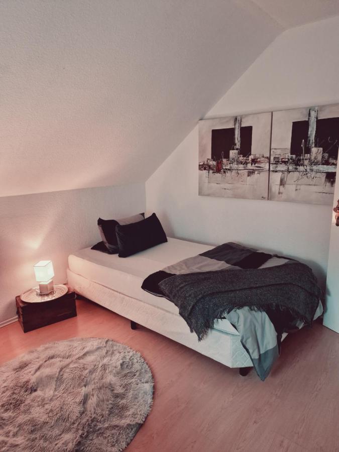 Rosindell Brunnenhaus Halle (Westfalen)